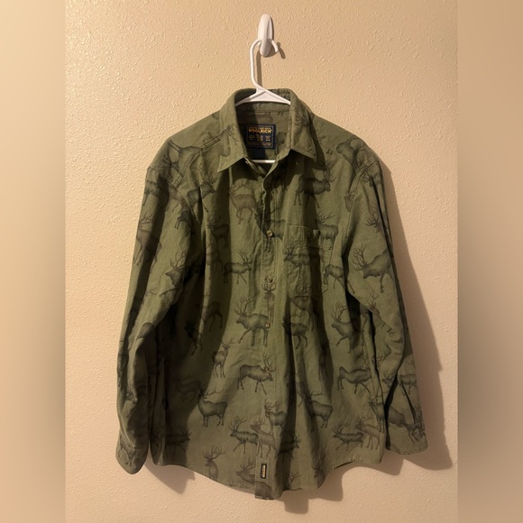 Woolrich Other - JOHN RICH AND BROS. WOOLRICH Dark Green Deer/Elk Men’s Button Down Flannel L
